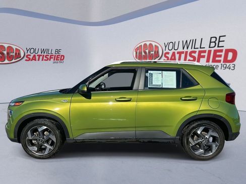 Certified 2023 Hyundai Venue SEL image 7