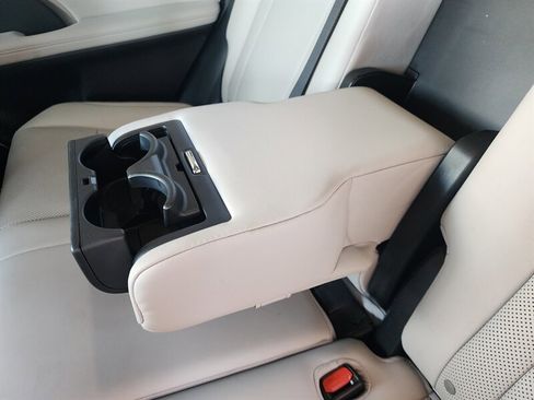 Used 2020 Lexus RX 450h AWD w/ Premium Package image 89