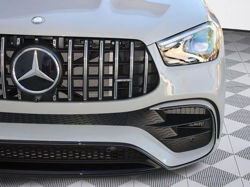 New 2026 Mercedes-Benz GLE 63 AMG S image 11