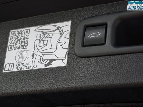 Used 2021 Toyota Highlander Platinum AWD/4WD image 32