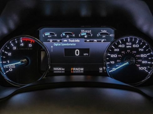 Used 2022 Ford F350 Limited image 18