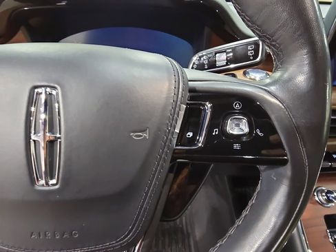 Used 2022 Lincoln Aviator Reserve w/ Elements Package Plus image 19