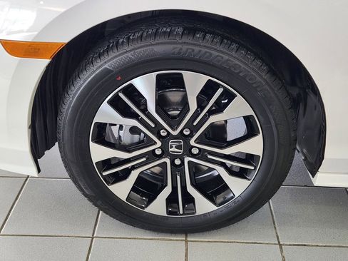 New 2026 Honda Odyssey Elite image 6