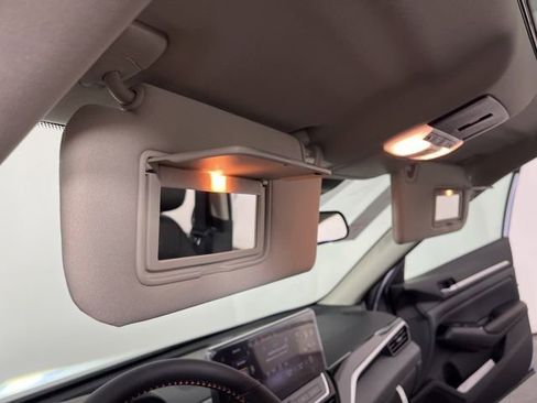 New 2025 Nissan Altima 2.5 SR w/ SR Premium Package image 38