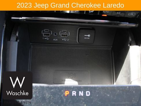 Used 2023 Jeep Grand Cherokee Laredo w/ Luxury Tech Group I AWD/4WD image 33