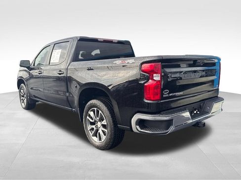 Used 2024 Chevrolet Silverado 1500 LT AWD/4WD image 7