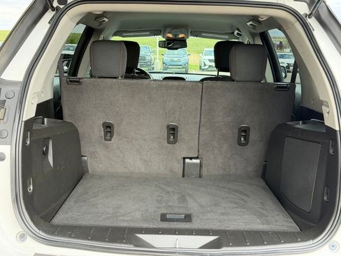 Used 2016 GMC Terrain SLE w/ Convenience Package AWD/4WD image 9