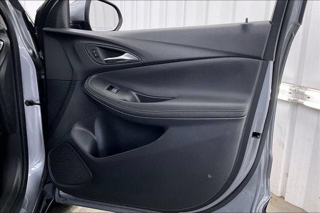 Certified 2023 Buick Encore GX Preferred w/ Cold Weather Comfort Package AWD/4WD image 21