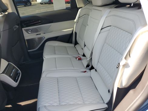 New 2026 Lincoln Nautilus Black Label AWD/4WD image 31