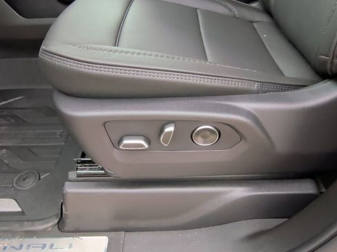 New 2026 GMC Sierra 1500 Denali AWD/4WD image 14