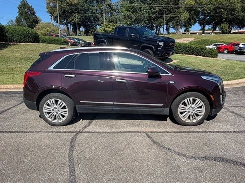 Used 2018 Cadillac XT5 Premium Luxury AWD/4WD image 8