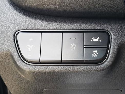 Used 2021 Kia Seltos S AWD/4WD image 23