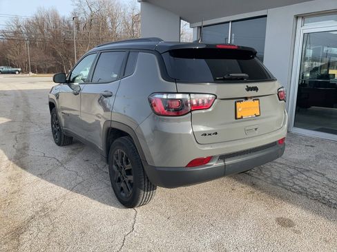 Used 2021 Jeep Compass Sport image 5