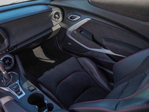 Used 2023 Chevrolet Camaro ZL1 image 32