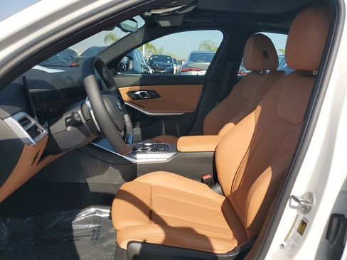 Used 2025 BMW 330i Sedan w/ Premium Package RWD image 18