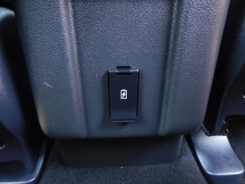 Used 2022 Mitsubishi Outlander SEL image 45