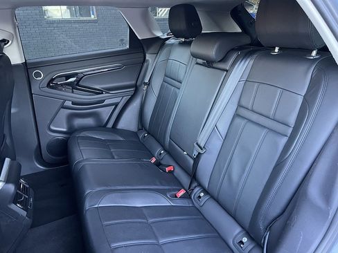 Used 2021 Land Rover Range Rover Evoque S image 27