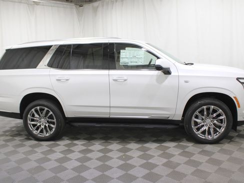 New 2025 Cadillac Escalade Premium Luxury w/ LPO, Radiant Package image 42