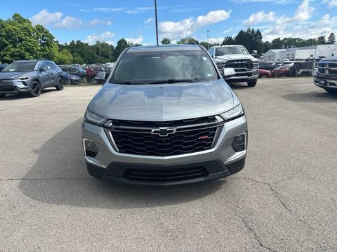 Used 2023 Chevrolet Traverse RS AWD/4WD image 8