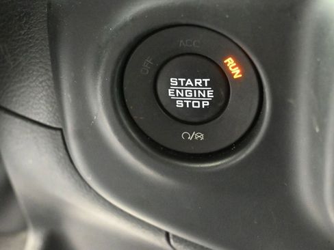 Used 2023 Jeep Wrangler Unlimited AWD/4WD image 41