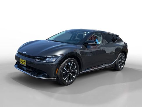 Used 2023 Kia EV6 Wind RWD image 1
