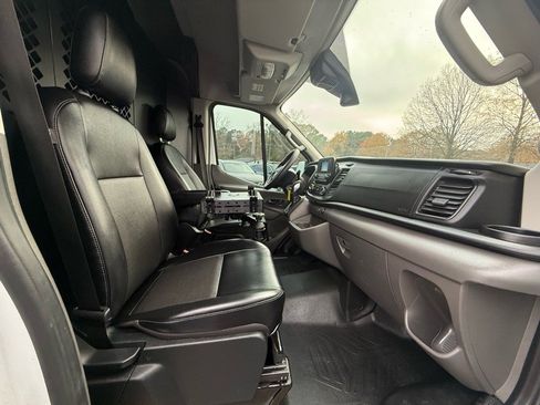Used 2020 Ford Transit 250 Medium Roof w/ Load Area Protection Package image 31