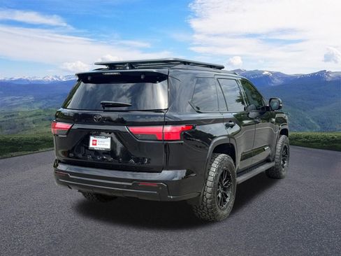 Certified 2024 Toyota Sequoia Platinum AWD/4WD image 5