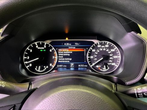 Used 2025 Nissan Altima 2.5 SV FWD image 14