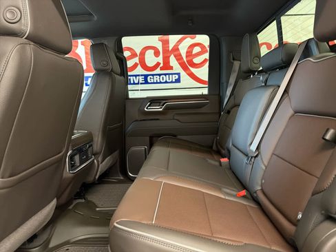 New 2026 GMC Sierra 2500 Denali w/ Denali Reserve Package image 21