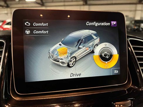 Used 2018 Mercedes-Benz GLE 350 image 35