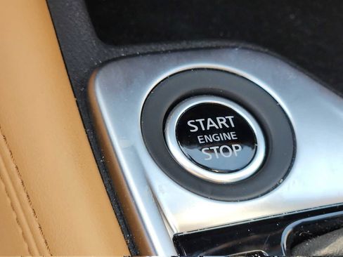Used 2025 Nissan Sentra SV w/ SV Premium Package FWD image 23