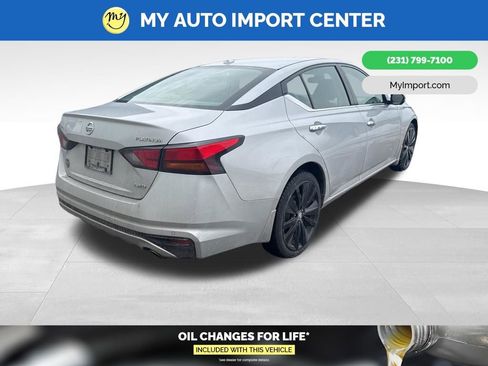 Used 2019 Nissan Altima 2.5 Platinum image 5