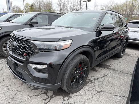 Used 2023 Ford Explorer ST w/ Equipment Group 401A AWD/4WD image 4