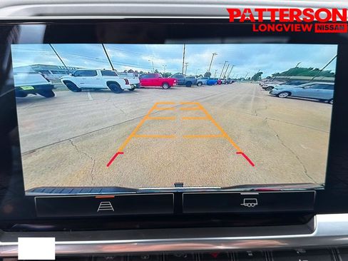 Used 2022 GMC Sierra 1500 SLT AWD/4WD image 5