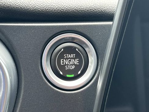 Used 2023 Chevrolet Blazer LT FWD image 31