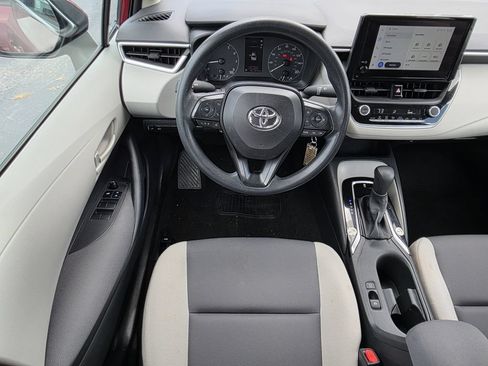 Used 2024 Toyota Corolla LE FWD image 12