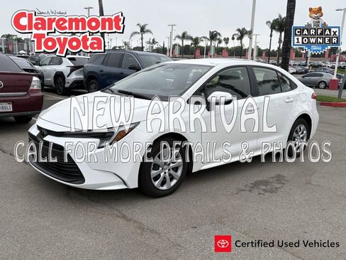 Certified 2026 Toyota Corolla LE FWD image 1