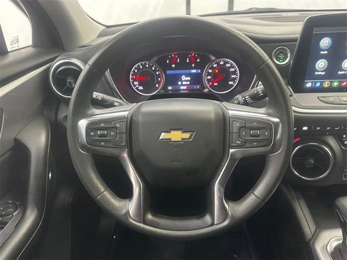 Used 2024 Chevrolet Blazer LT image 24
