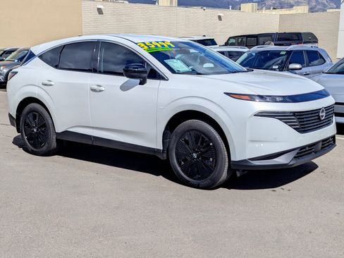 Used 2025 Nissan Murano SV image 1