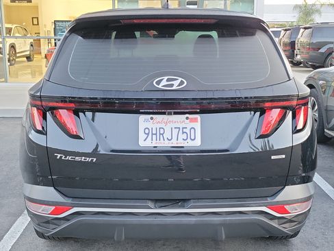 Used 2023 Hyundai Tucson SE image 5