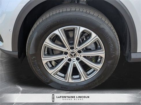 Used 2024 Mercedes-Benz GLC 300 4MATIC image 43