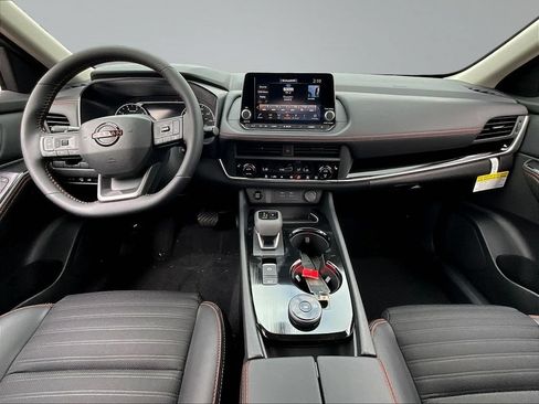 Used 2026 Nissan Rogue SV w/ Rock Creek Premium Package AWD/4WD image 5