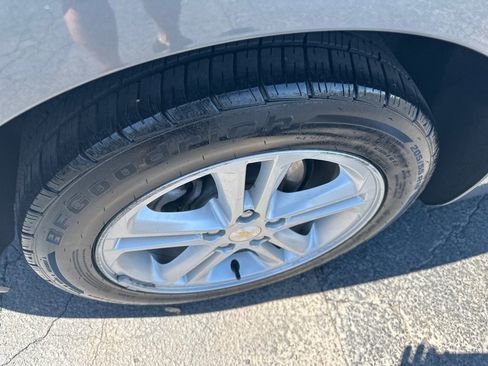 Used 2018 Chevrolet Cruze LT w/ Convenience Package image 6