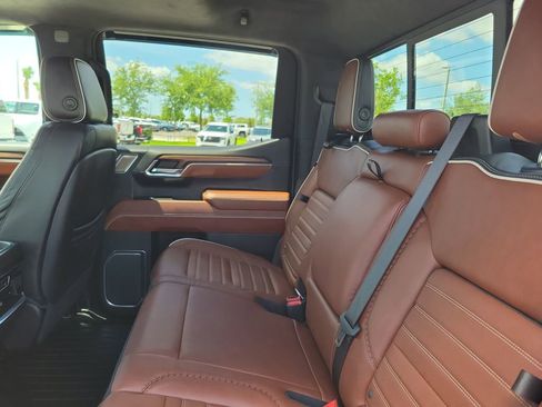 Used 2023 GMC Sierra 1500 Denali Ultimate AWD/4WD image 16