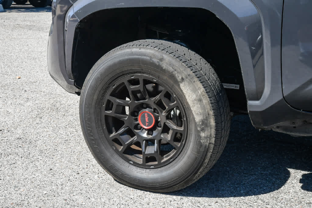 Used 2024 Toyota Tacoma SR5 RWD image 10