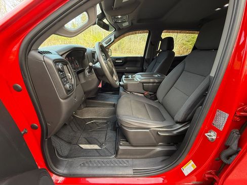 Used 2019 Chevrolet Silverado 1500 Custom Trail Boss image 13