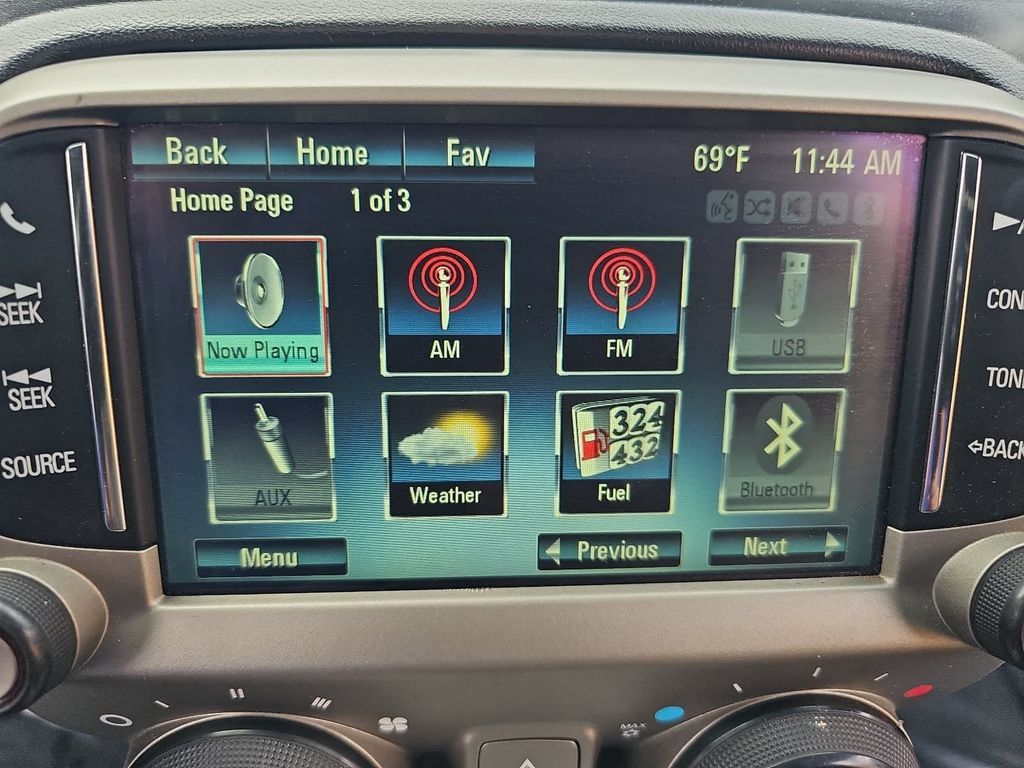 Used 2015 Chevrolet Camaro LT RWD image 22