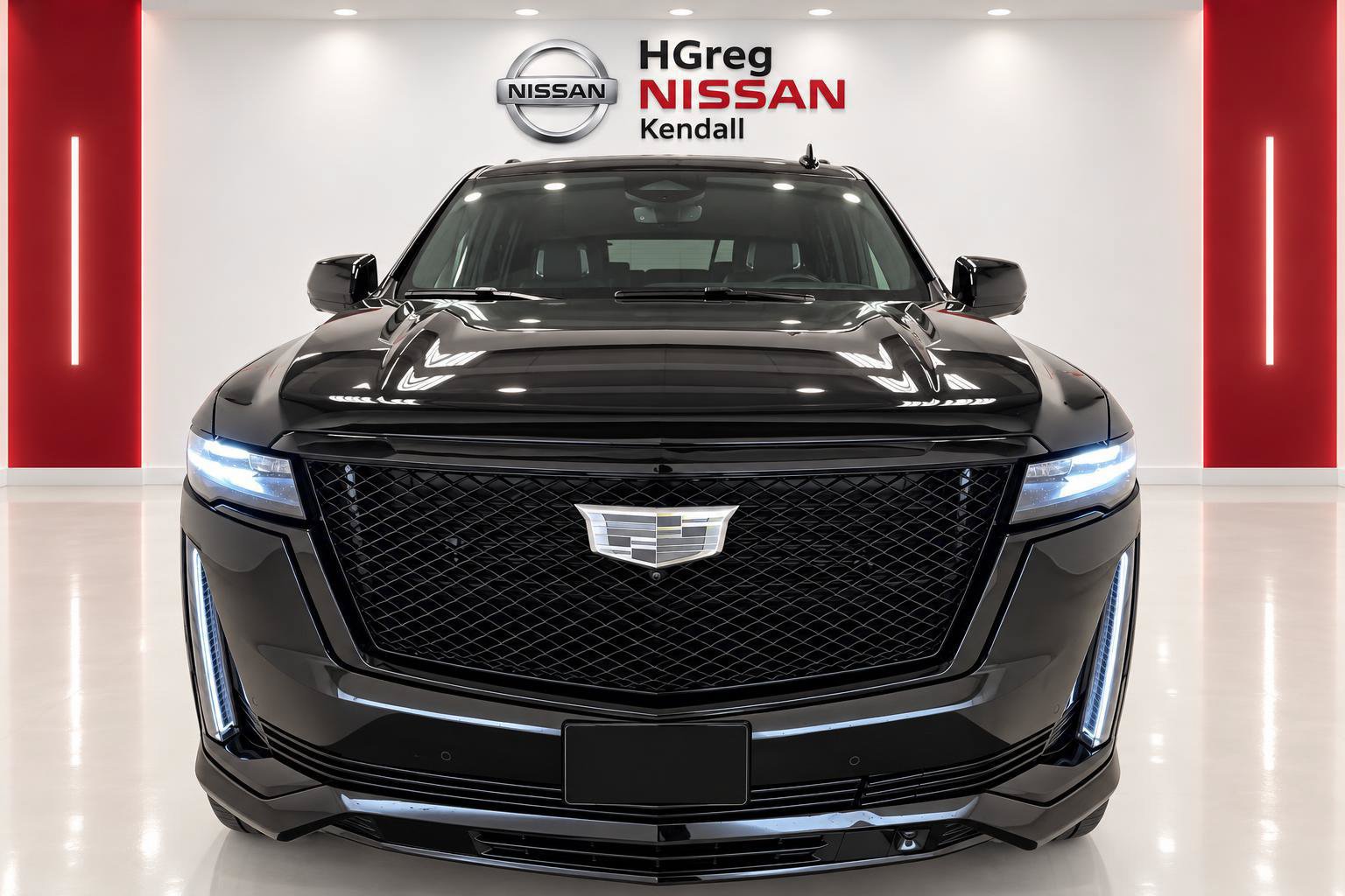 Used 2023 Cadillac Escalade ESV Sport Platinum w/ LPO, ONYX Package AWD/4WD image 5