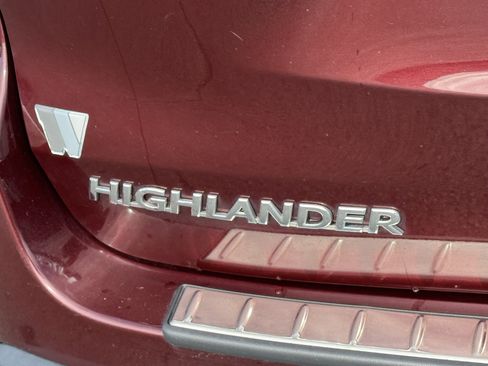 Used 2016 Toyota Highlander XLE image 46