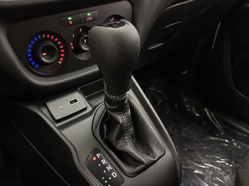 Used 2022 RAM ProMaster City Tradesman w/ Window Group 05 FWD image 13